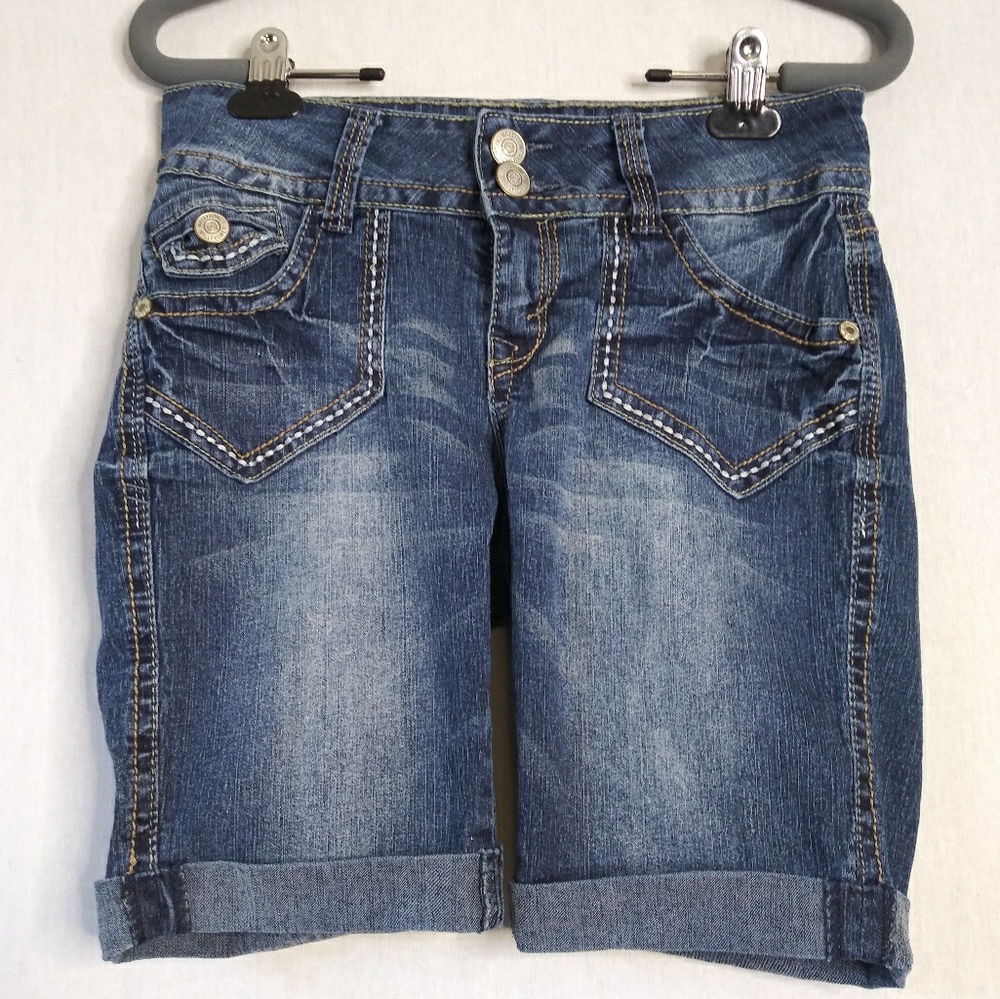 Wallflower Shorts